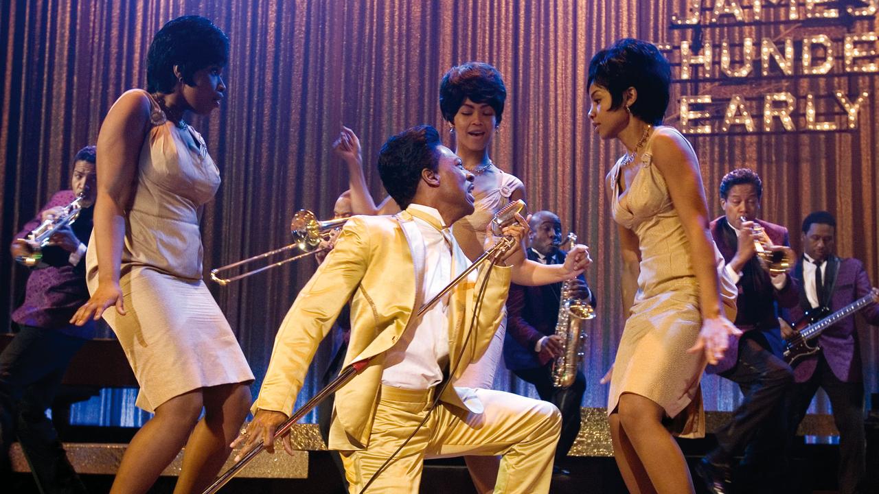 Jennifer Hudson, Eddie Murphy, Beyonce Knnowles and Anika Noni Rose in a scene from Dreamgirls.