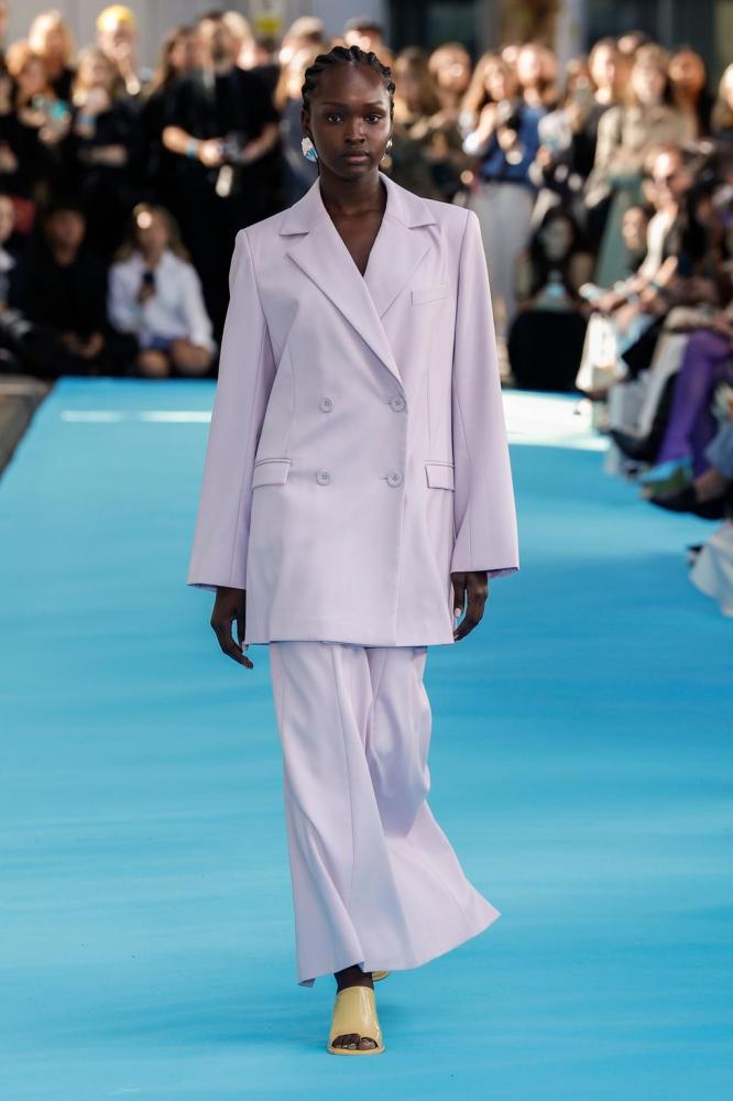 <p><em>Image credit: courtesy Anna Quan</em></p><p>Meanwhile, at Anna Quan, suits were immaculately tailored and came in blushing pastels. Romance was the focus. </p>