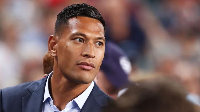 Sale Sharks have reportedly offered Israel Folau $1.4 million to join them in the English Premiership.