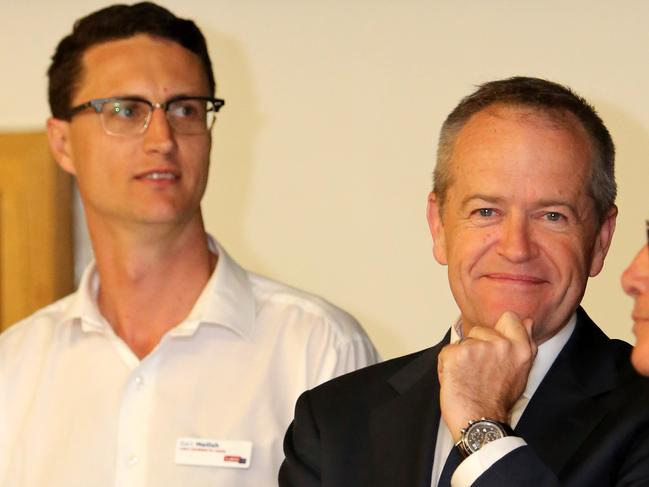 L to R, Bart Mellish, Bill Shorten, Wayne Swan, meets locals at the Geebung RSL, in the federal seat of Lilley, on Wednesday November 8th 2017. Mr Shorten is at the Geebung RSL to launch labour candidate Bart Mellish's campaign for the seat of Aspley in the Queensland election. AAP Image/Steve Pohlner