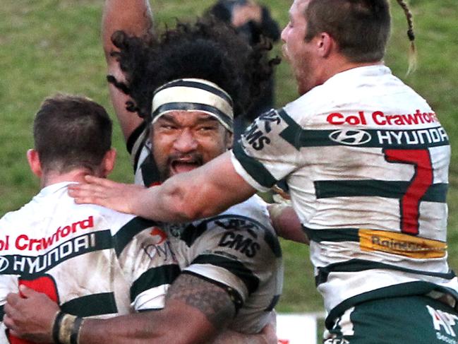 Rats celebrate their winning try. Pittwater Rugby Park - game between Warringah v Eastern Suburbs.