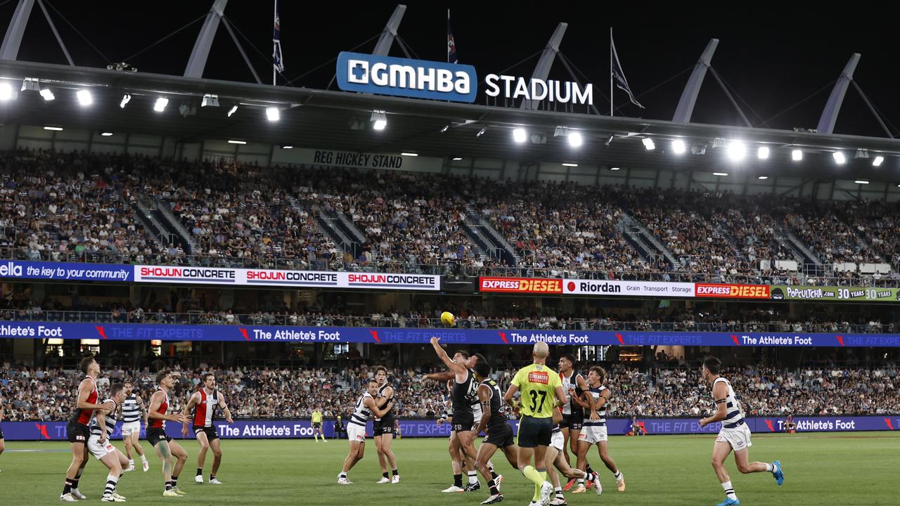 GEELONG, AUSTRALIA - MARCH 16: A general view during the round one AFL match between Geelong Cats and St Kilda Saints at GMHBA Stadium, on March 16, 2024, in Geelong, Australia. (Photo by Darrian Traynor/Getty Images)