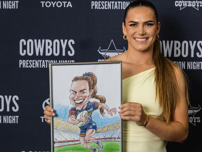 Jakiya Whitfield wins the Townsville Bulletin Fan Choice Player of the year award. Cowboys 2024 Awards Presentation Night. 30/09/2024. Photo: Michael Chambers.