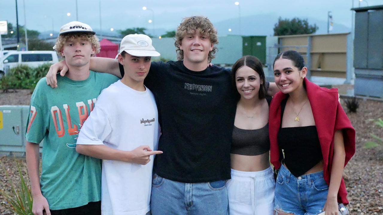 Jayce Humphrys, 15, Taylor Livock, 16, Tyler Pearce, 16, Brooke Smith, 17, and Raven Taylor, 17. Not a poncho in sight. Picture: Blair Jackson