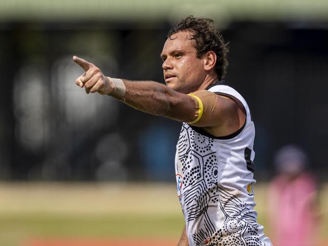 Steven Motlop playing for Southern Districts against the Tiwi Bombers in Round 16 of the 2024-25 NTFL season. Picture: Pema Tamang Pakhrin