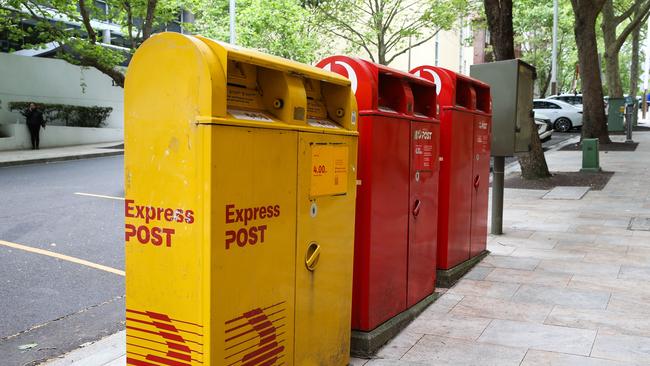 Australia Post delivered nearly 100 million parcels across November and December last year. Picture: NewsWire / Gaye Gerard