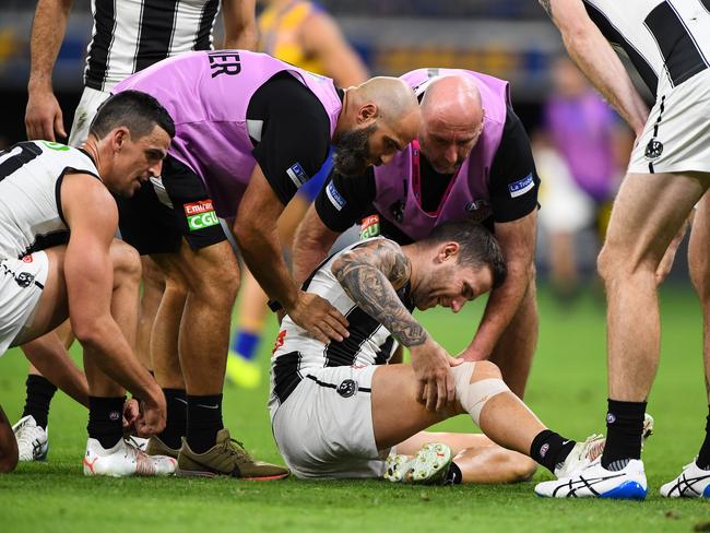 Jeremy Howe clutches his knee. (Photo by Daniel Carson/AFL Photos via Getty Images)