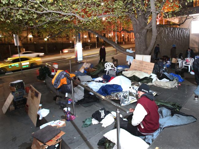 Homeless protesters rally back to Melbourne City Square | Herald Sun