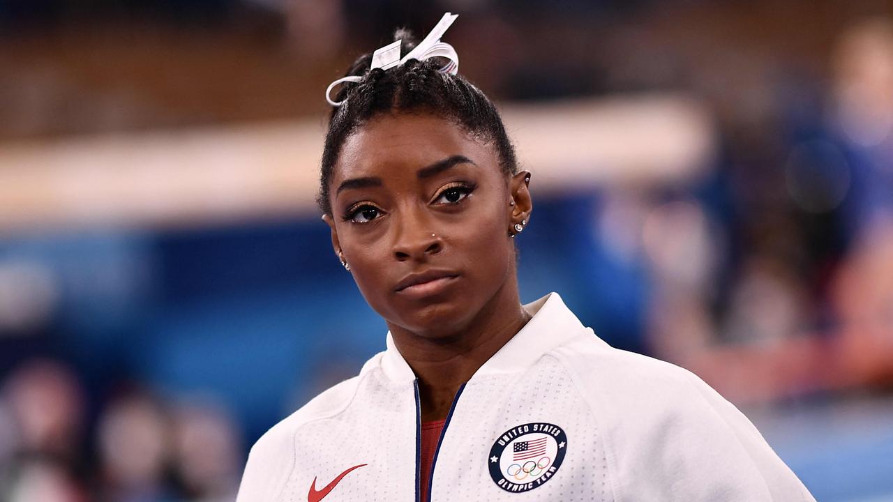 Simone Biles has been lauded for her courage in withdrawing from the gymnastics team final on Tuesday.