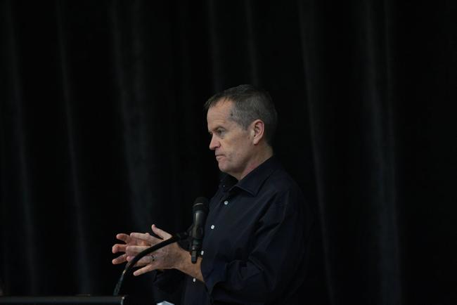 Federal Opposition Leader Bill Shorten speaks at Brothers Sports Club in Bundaberg. Picture: Craig Warhurst