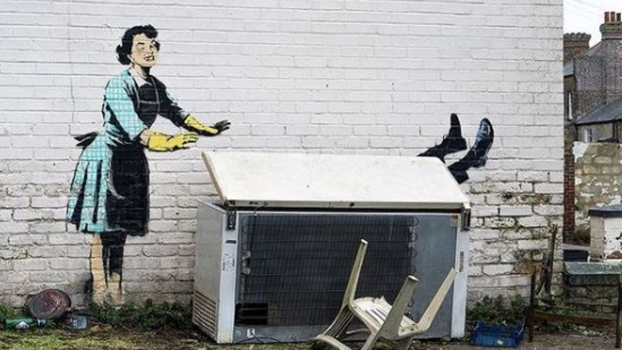 Artist Banksy has had part of his Valentine’s Day wall mural dismantled by council workers.