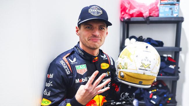 LAS VEGAS, NEVADA - NOVEMBER 23: 2024 F1 World Drivers Champion Max Verstappen of the Netherlands and Oracle Red Bull Racing celebrates after the F1 Grand Prix of Las Vegas at Las Vegas Strip Circuit on November 23, 2024 in Las Vegas, Nevada.   Mark Thompson/Getty Images/AFP (Photo by Mark Thompson / GETTY IMAGES NORTH AMERICA / Getty Images via AFP)