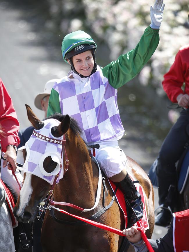 Payne salutes the crowd after winning the 2015 Melbourne Cup on Prince of Penzance. Picture: David Caird