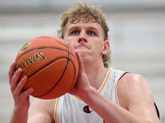 Rocco Zikarsky is one of the most popular picks in SuperCoach NBL. Picture: Matt Roberts/Getty Images