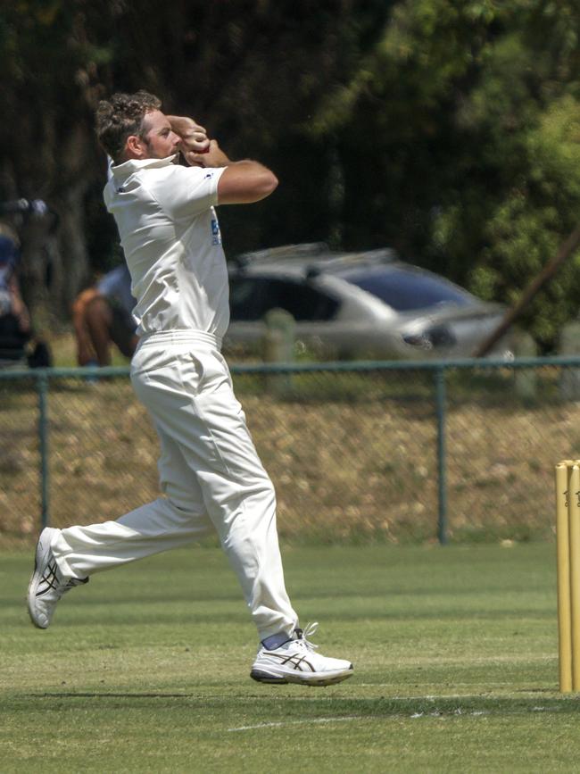 Holland bowling for Frankston Peninsula.