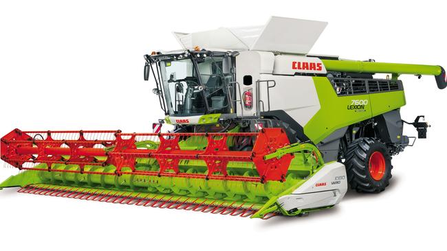 The Lexion 7600 has Claas’s new APS Synflow Hybrid threshing-separation system.