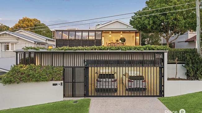 19 White Avenue Coorparoo heads to auction at 10am today