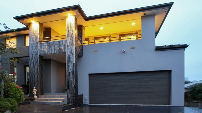 No. 8 Hillcrest Rise, Lakes Entrance, sold for $525,000.