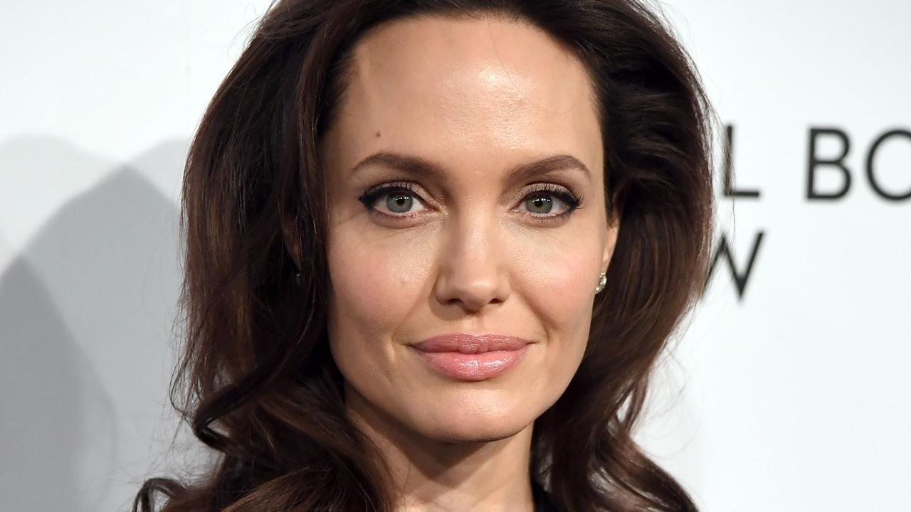 Анджелина Джоли 2020 постарела