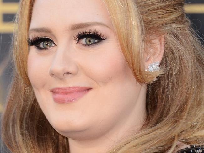 HOLLYWOOD, CA - FEBRUARY 24:  Singer Adele arrives at the Oscars at Hollywood & Highland Center on February 24, 2013 in Hollywood, California.  (Photo by Jason Merritt/Getty Images)