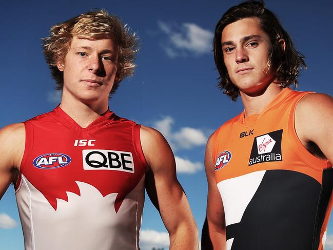 Jack Steele from GWS Giants and the Swans Isaac Heeney are young kids of the AFL pictured with youngsters from the Paul Kelly Cup (L-R) Jordan Parkinson, Megan Russell, Joe SlaterSolomon Northey, Madsy Holt and Fergus Flanagan. Picture. Phil Hillyard