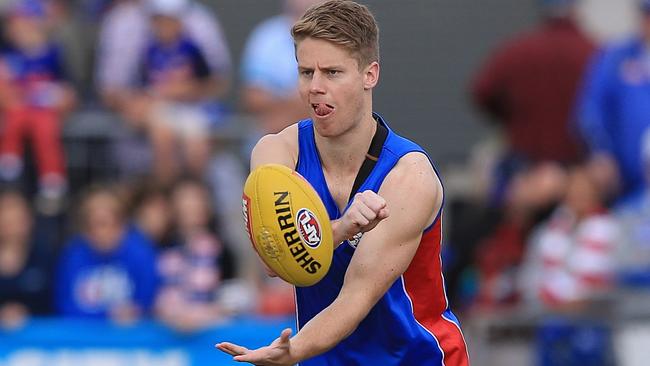 Lachie Hunter in action at Western Bulldogs training. Picture: Wayne Ludbey