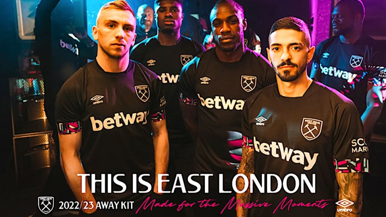 Premier League kits for 2022/23 season: Arsenal in pink, Man United with  iconic collar, Liverpool's trippy away kit, Chelsea honour Drake and  Newcastle's 'Saudi' strip