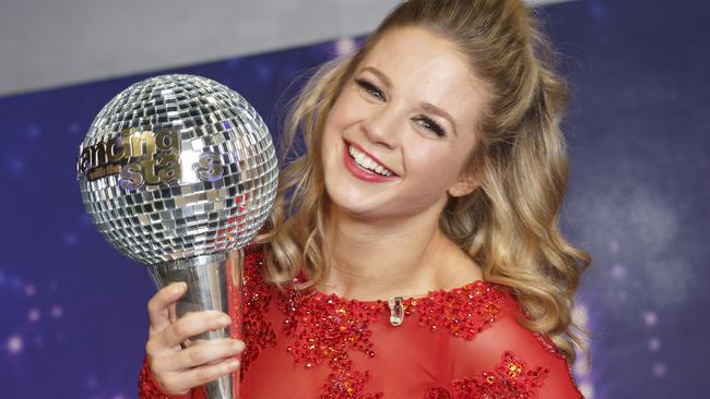 Emma Freedman wins Dancing With The Stars in 2015.