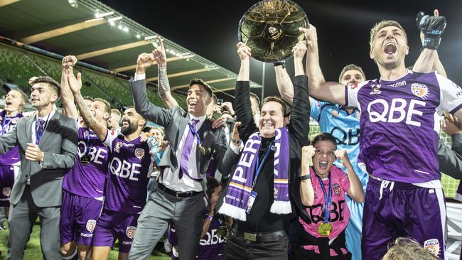 Tony Sage and Perth Glory celebrating winning in 2019. Picture: Tony McDonough