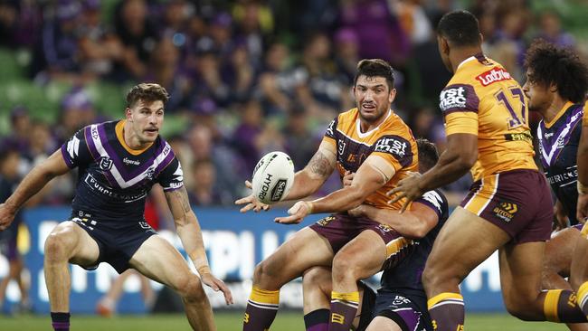 Matt Gillett expects Roberts to recovery in time for the Queensland derby. (AAP Image/Daniel Pockett) 