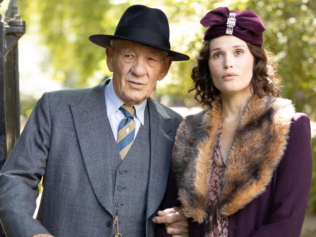 Ian McKellen and Gemma Arterton in The Critic.