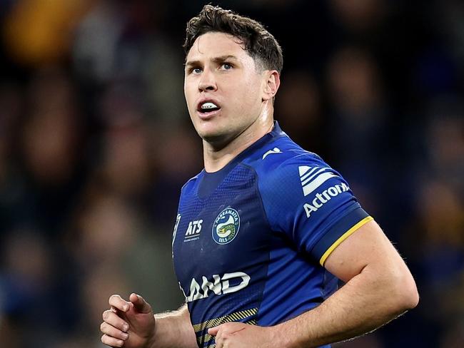 SYDNEY, AUSTRALIA - JUNE 15: Mitchell Moses of the Eels looks on during the round 15 NRL match between Parramatta Eels and Sydney Roosters at CommBank Stadium, on June 15, 2024, in Sydney, Australia. (Photo by Brendon Thorne/Getty Images)