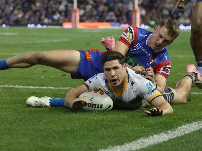Mitchell Moses scores a try. Picture: Scott Gardiner/Getty Images