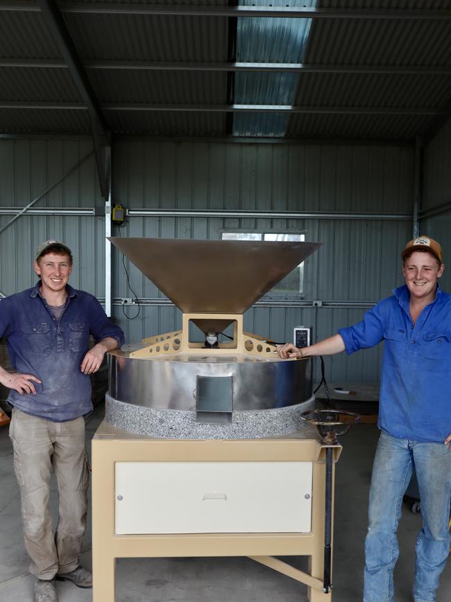 Ian and Hamish with the Salisbury Mill for Food Connect. Pidture: Supplied