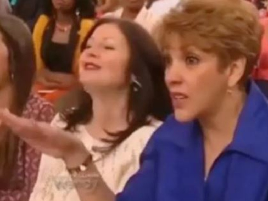 Jennifer Lopez’s mum, Guadalupe Rodriguez, made a cutting motion when the talk show host suggested a reconciliation between the two music stars. Picture: Supplied