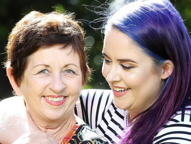 ??Jo Ford here with her daughter Jessica Ford who has just won Barnardos Mother of the Year 2017.  ?She is from Orange, NSW.