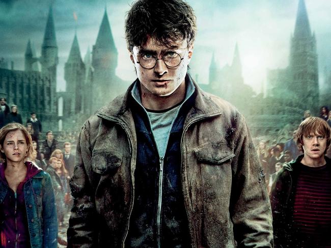 Harry Potter and the Deathly Hallows Part 2 Key Art.