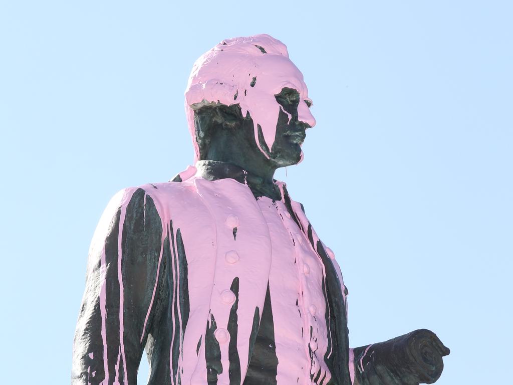 Captain Cook Statue Vandalised | The Australian