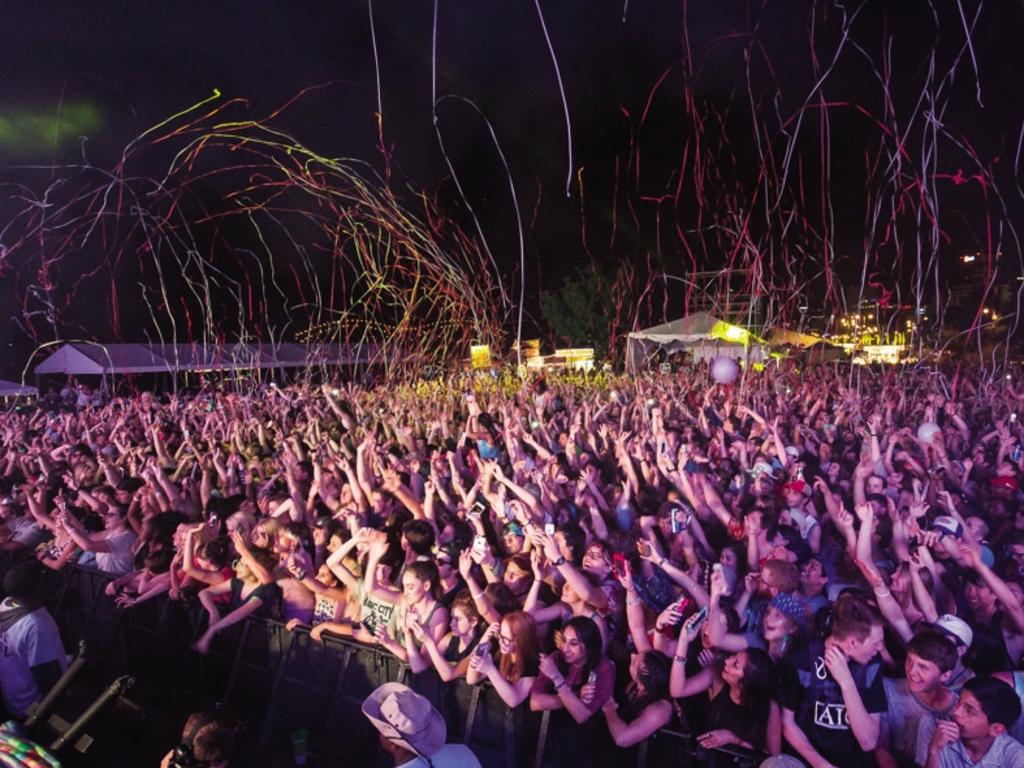 The Australian Festival Organisation has called the government out for adopting “a chaotic policy on-the-run”.