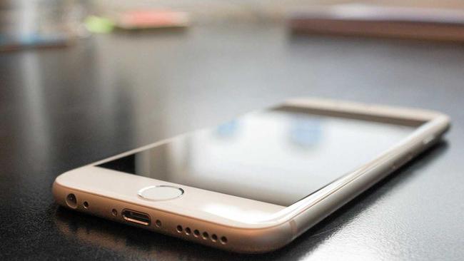 Today telecommunications comparison service, WhistleOut released their annual awards to the best mobile and internet providers. Picture: Pexels