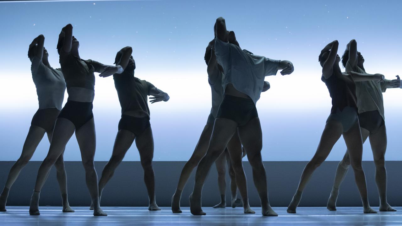 Impermanence by Sydney Dance Company with the Australian String Quartet. Picture: Pedro Greig