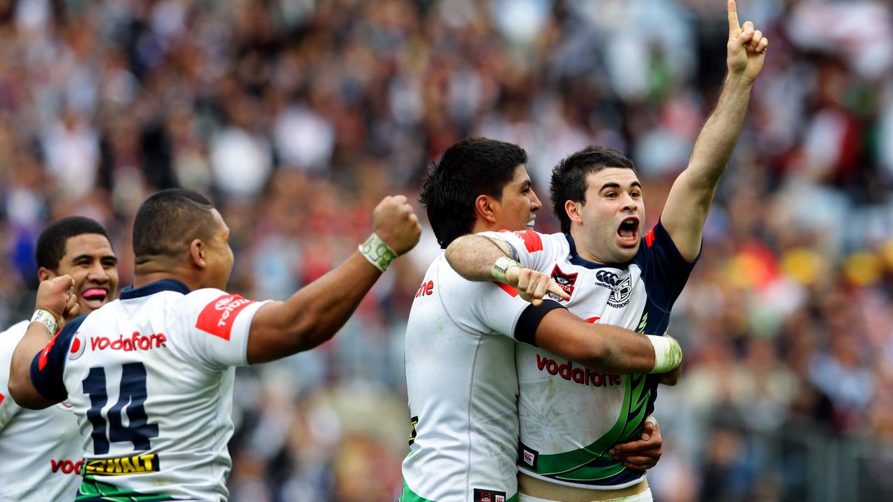 Jordan Meads kicks the winning field goal for the New Zealand Warriors in the 2011 Toyota Cup Grand Final against North Queensland Cowboys.