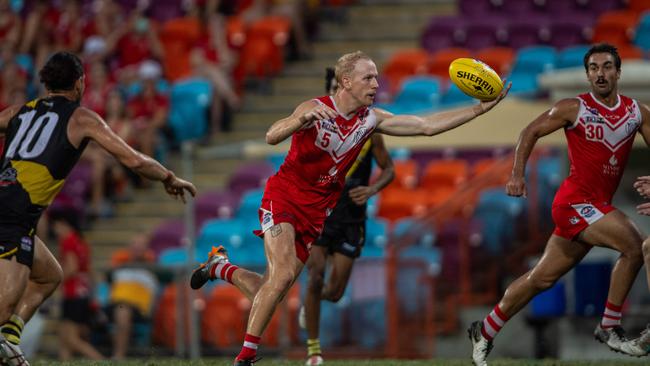 Alex Pulling in the Waratah vs Nightcliff Tigers 2023-24 NTFL men's qualifying final. Picture: Pema Tamang Pakhrin