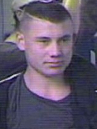 Police wish to speak to this man in relation to criminal damage on a Caulfield-bound train on Sunday, 8 October 2017. Picture: Supplied