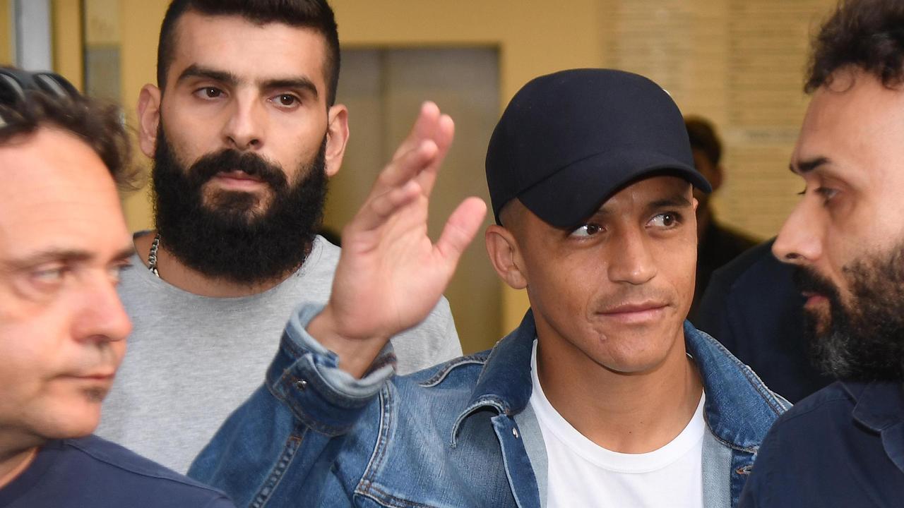 Alexis Sanchez arrived in Milan yesterday to complete his loan move to Inter.