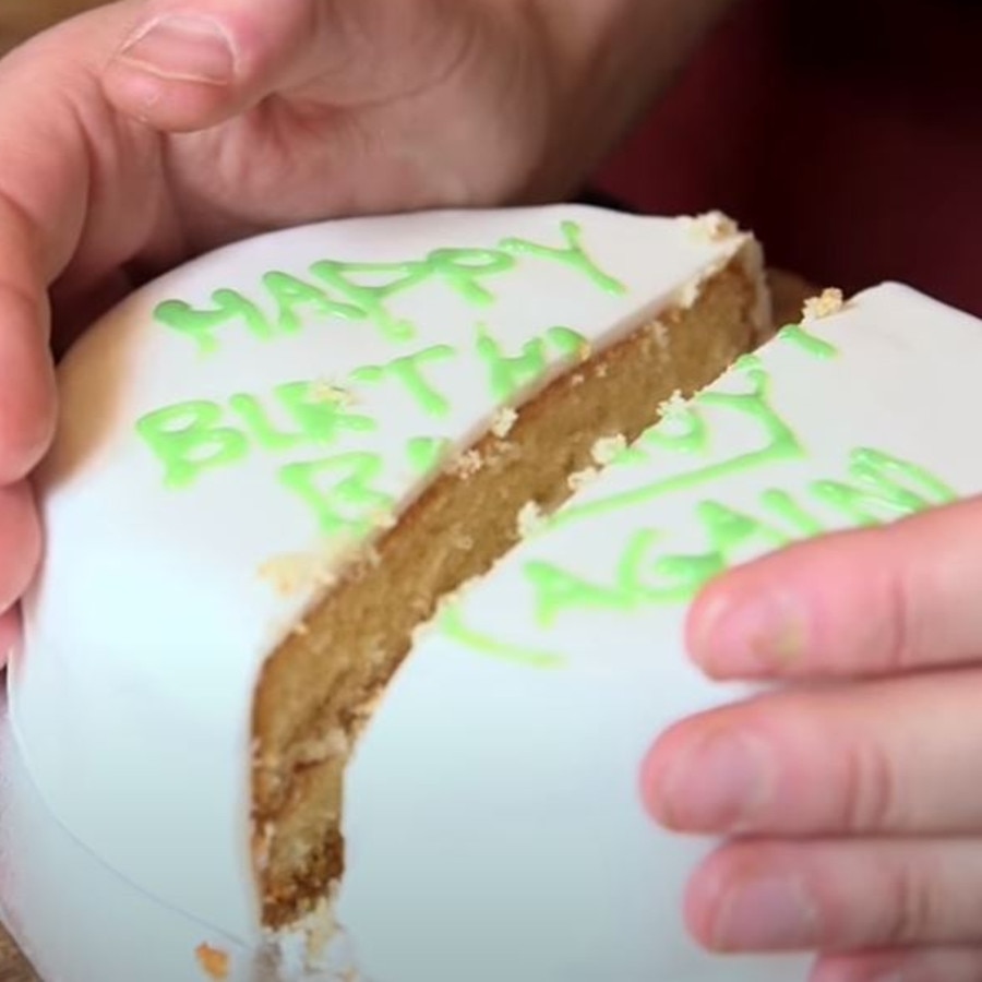 TikTok video reveals you’ve been cutting cake wrong your whole life ...