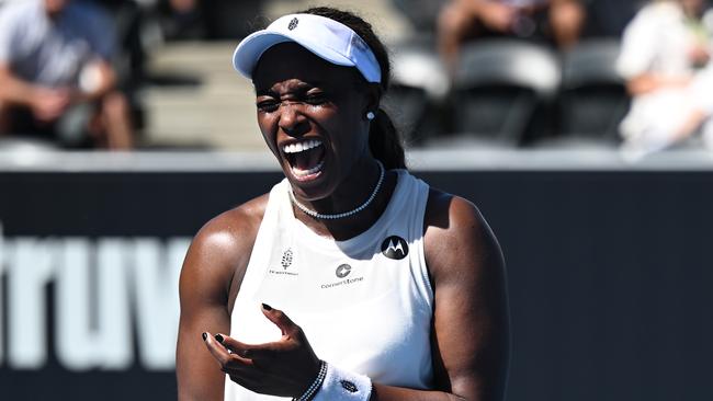 HOBART, AUSTRALIA – JANUARY 09: Sloane Stephens of USA reacts in her match against Yue Yuan of China during day two of the 2024 Hobart International at Domain Tennis Centre on January 09, 2024 in Hobart, Australia. (Photo by Steve Bell/Getty Images)