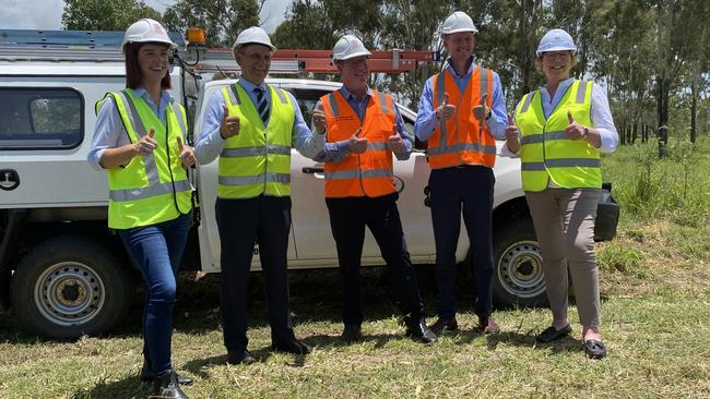 Rockhampton Mayor Tony Williams, Rockhampton MP Barry O'Rourke and Keppel MP Brittany Lauga with Federal Transport Minister Catherine King and State Transport Minister Mark Bailey.