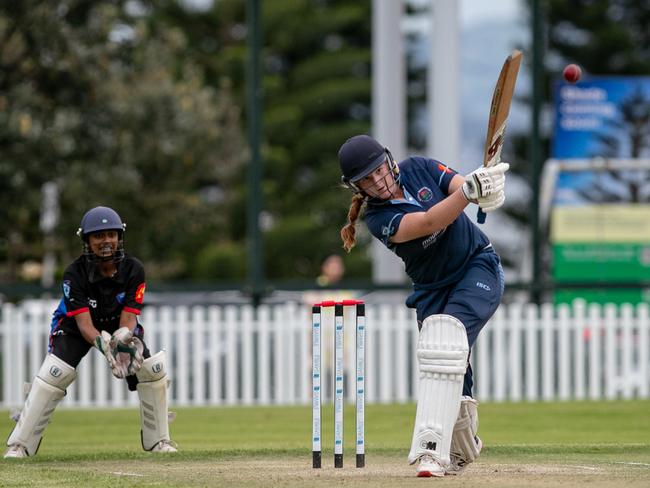 Charlotte Allen during her innings of 43 for Manly. Picture: Julian Andrews