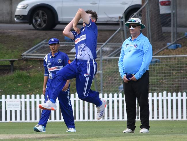 Thomas White hits the crease. Picture: Sean Teuma